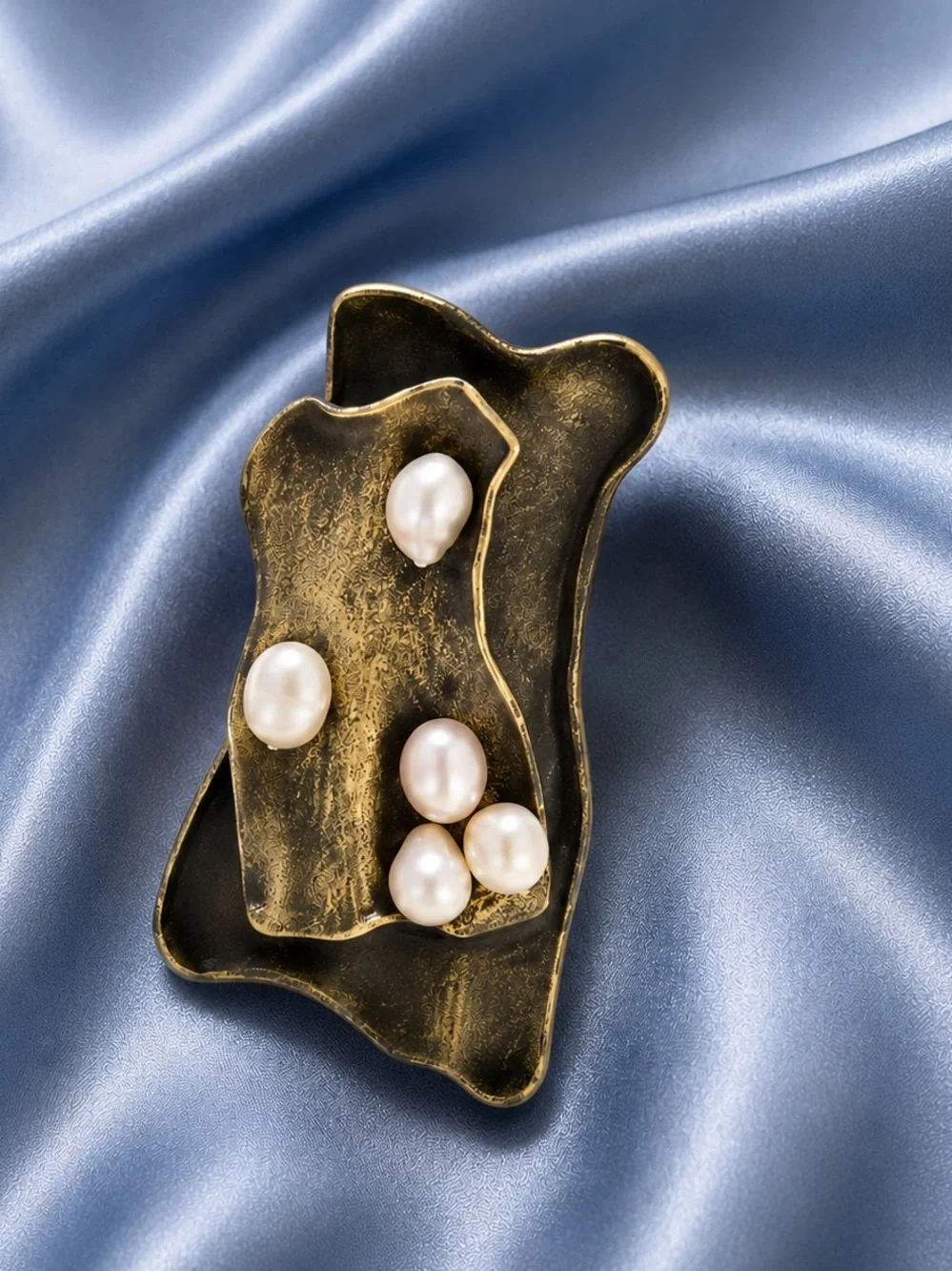 Antique Gold Pearl Sculptural Brooch